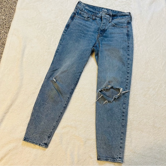Old Navy Light Wash Distressed High Rise OG Straight Jeans - Picture 2 of 4
